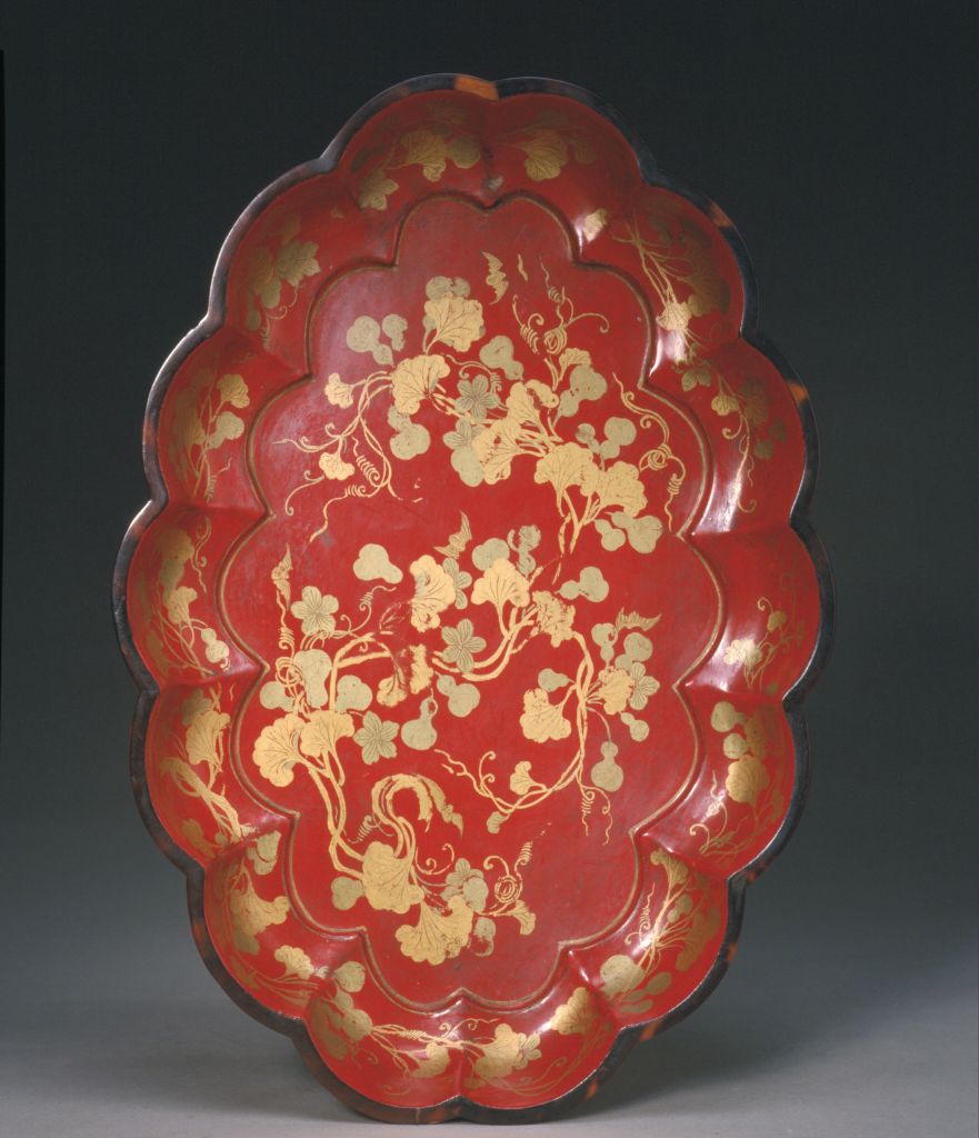 图片[2]-Pao made lacquered chrysanthemum petal plate with lotus pattern-China Archive